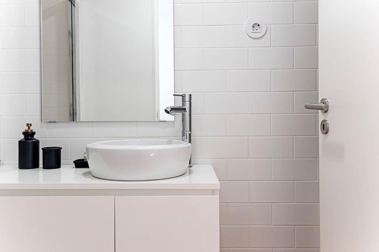 D. Joao IV Apartments By Lovelystay Porto Eksteriør bilde