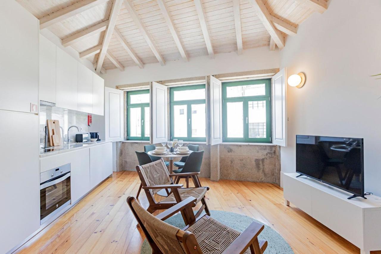 D. Joao IV Apartments By Lovelystay Porto Eksteriør bilde